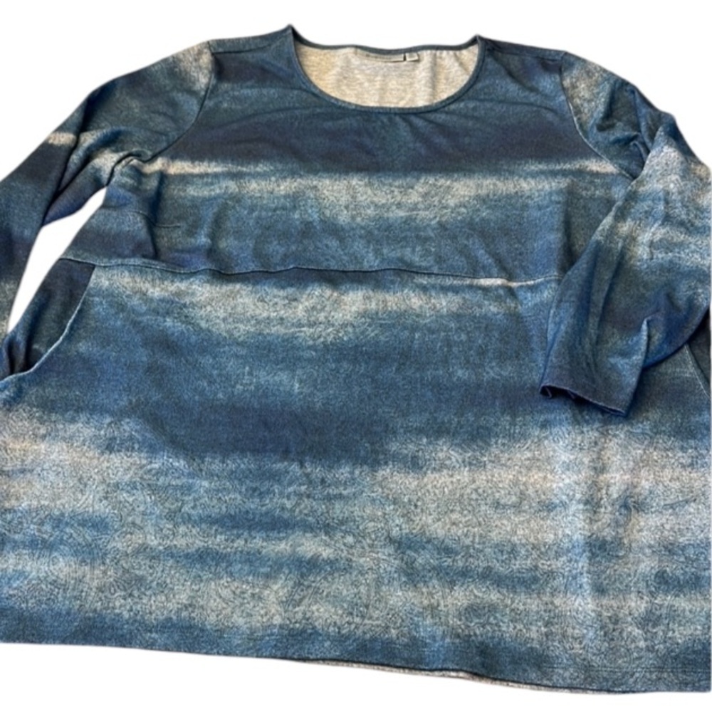 AVENUE ombre long sleeve top